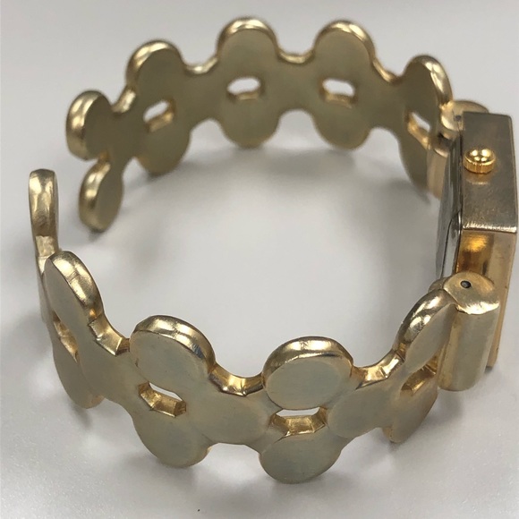 Brushed gold tone puzzle piece cuff bracelet - Picture 2 of 5